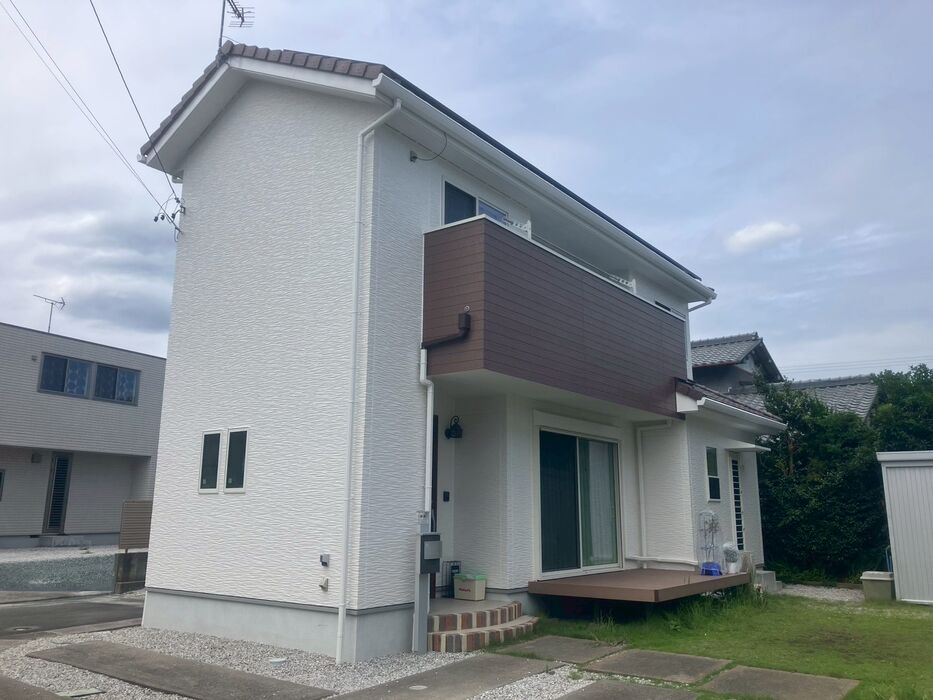 画像10995：浜松市中央区下石田町で外壁塗装（シリコン）・屋根カバー工法（IGスーパーガルテクト）で施工！