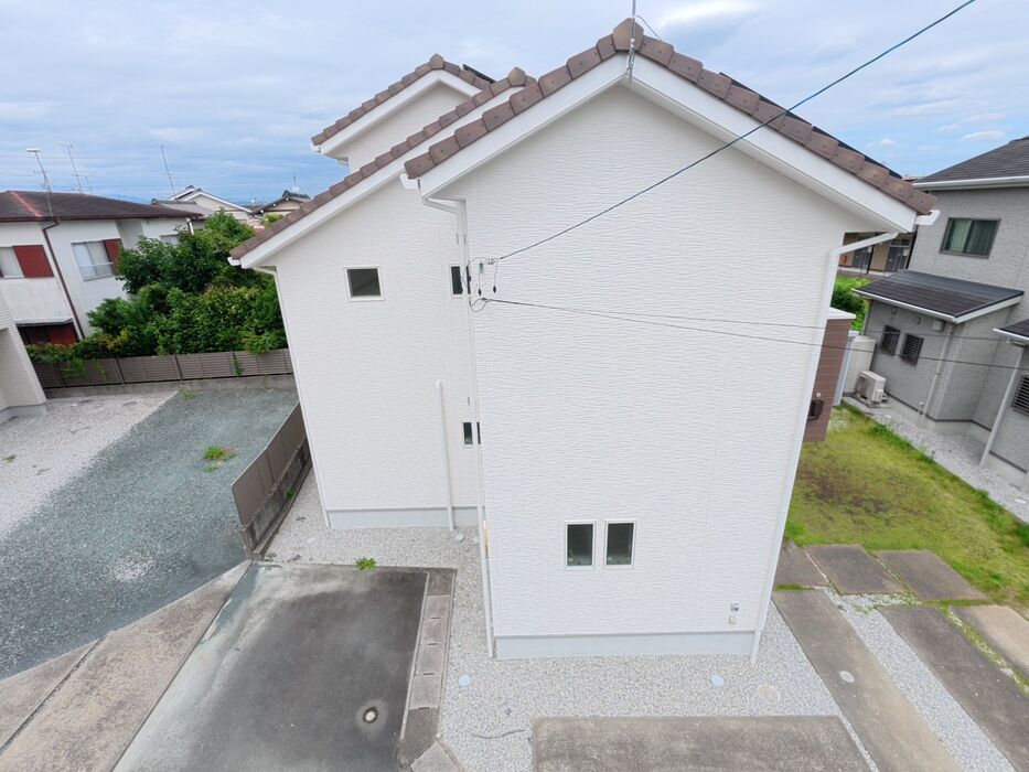 画像11002：浜松市中央区下石田町で外壁塗装（シリコン）・屋根カバー工法（IGスーパーガルテクト）で施工！