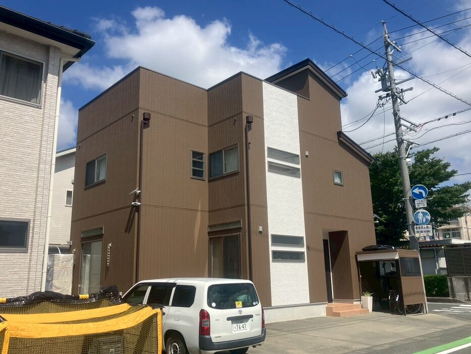 画像11033：浜松市中央区下石田町で外壁塗装（シリコン）・屋根カバー工法（IGスーパーガルテクト）で施工！