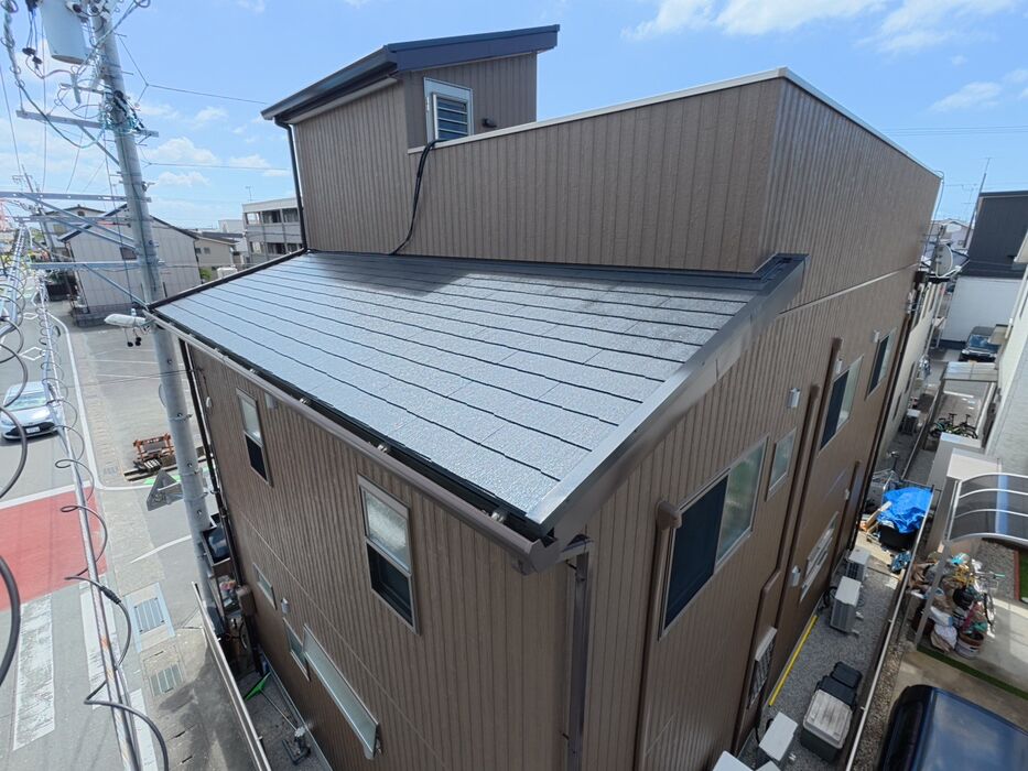 画像11045：浜松市中央区下石田町で外壁塗装（シリコン）・屋根カバー工法（IGスーパーガルテクト）で施工！