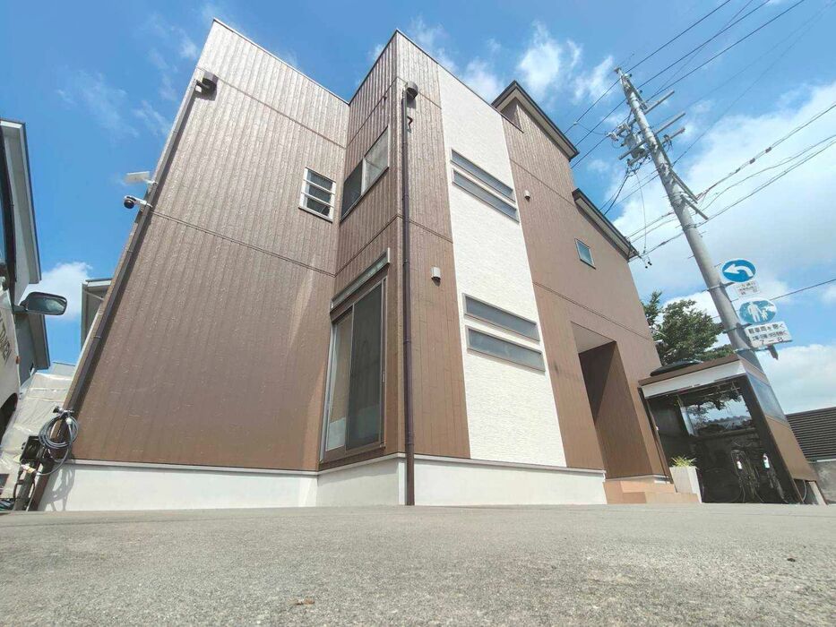 画像11050：浜松市中央区下石田町で外壁塗装（シリコン）・屋根カバー工法（IGスーパーガルテクト）で施工！