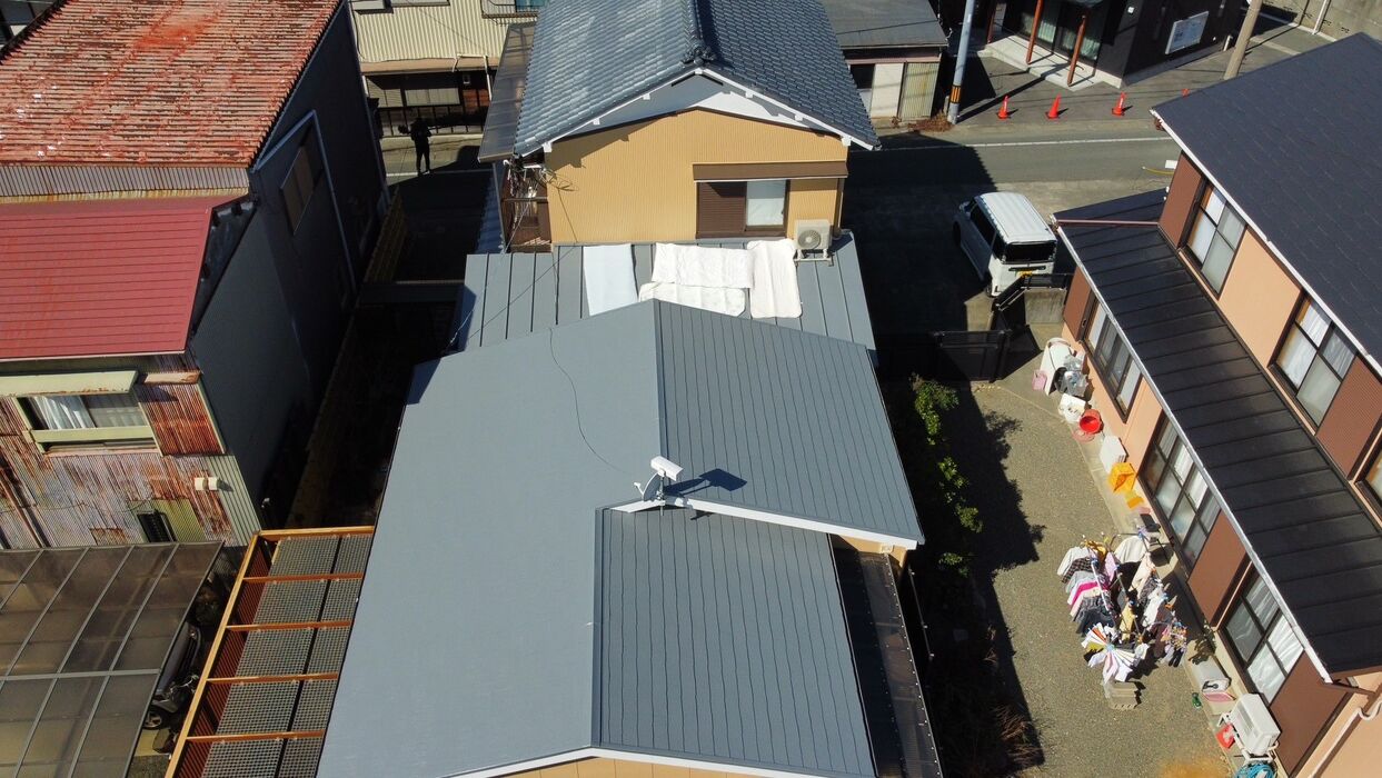 画像5799：浜松市中央区下石田町で外壁塗装（シリコン）・屋根カバー工法（IGスーパーガルテクト）で施工！