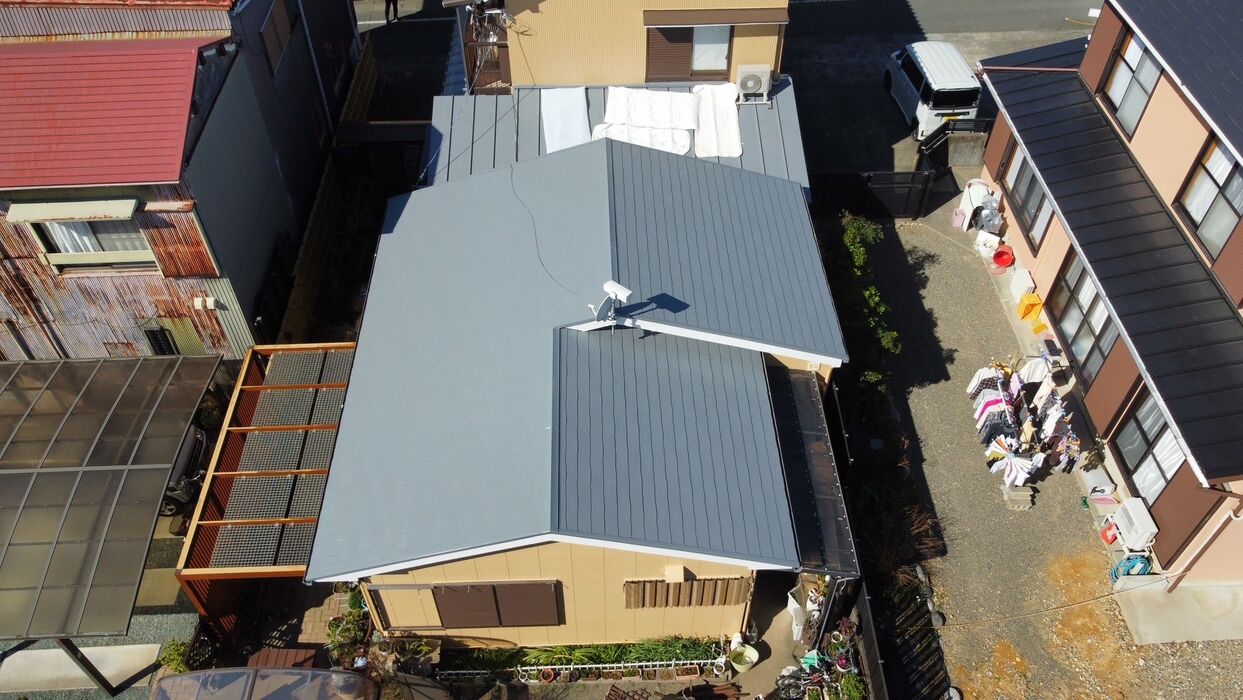画像5800：浜松市中央区下石田町で外壁塗装（シリコン）・屋根カバー工法（IGスーパーガルテクト）で施工！