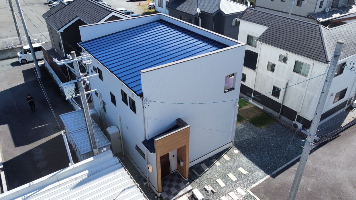 画像8424：浜松市中央区下石田町で外壁塗装（シリコン）・屋根カバー工法（IGスーパーガルテクト）で施工！